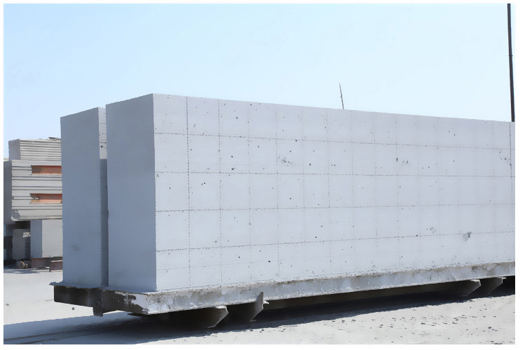 威信加气块 加气砌块 轻质砖气孔结构及其影响因素